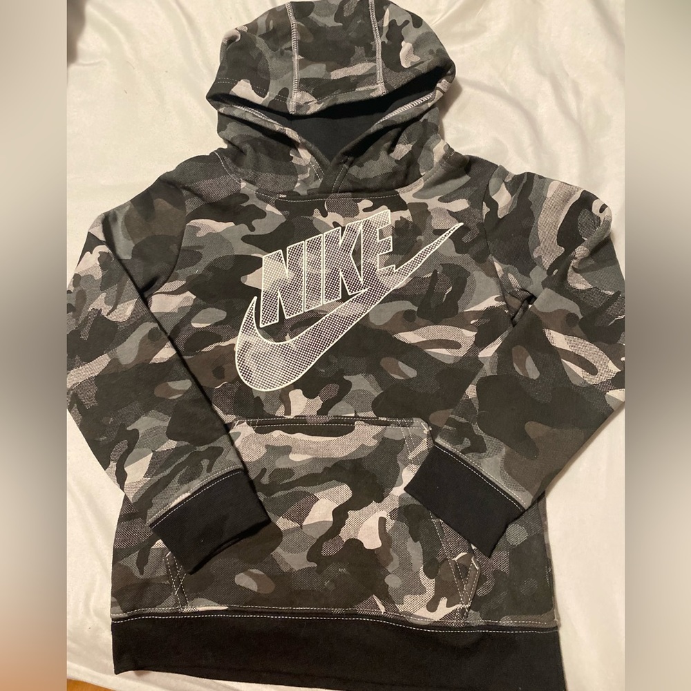Boys Size 6 Nike Hoodie